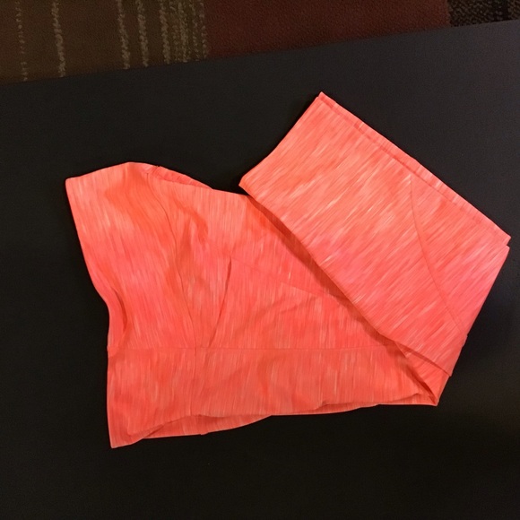 Old Navy Active Crop Leggings with pockets Size M - Picture 4 of 6